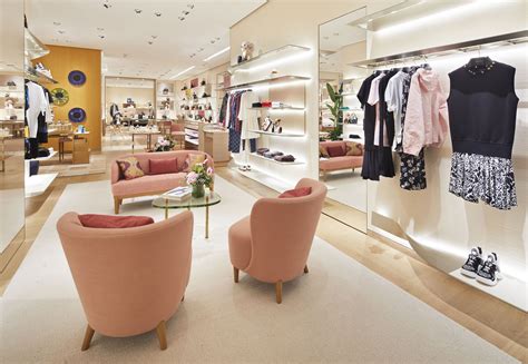 Find Louis Vuitton Stores in Malaysia .